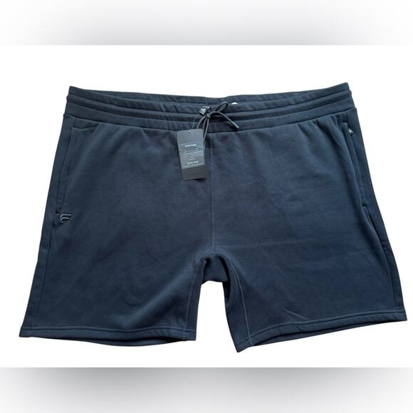 NWT Fabletics Men’s The Go To short 9” black size 4X casual athleisure outdoor - Picture 1 of 5